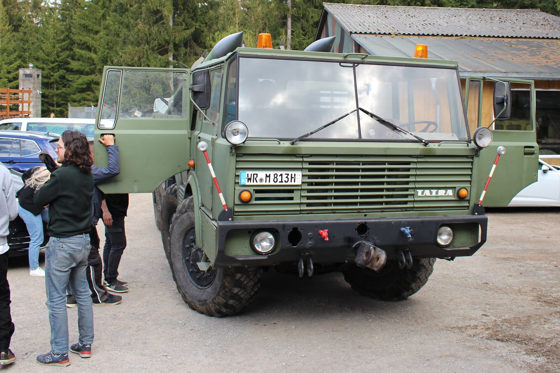 "3-Länder-Tour" Mitfahren im TATRA 813