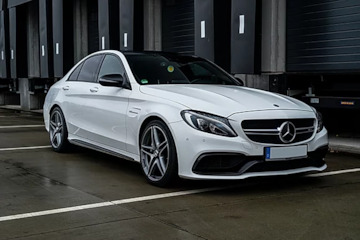 Mercedes C63 AMG mieten - 1 Tag