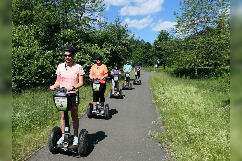 Segway Bergbahn-Weihnachtsbahnhof-Tour im Schwarzatal