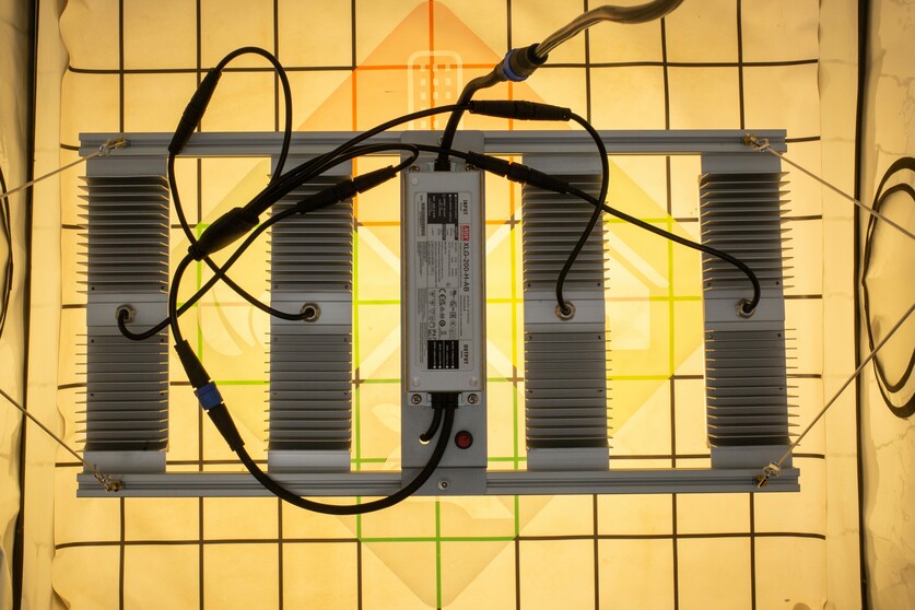 LED-Grow-Set GHP100 mit Lüftung & Lampe nach Wahl
