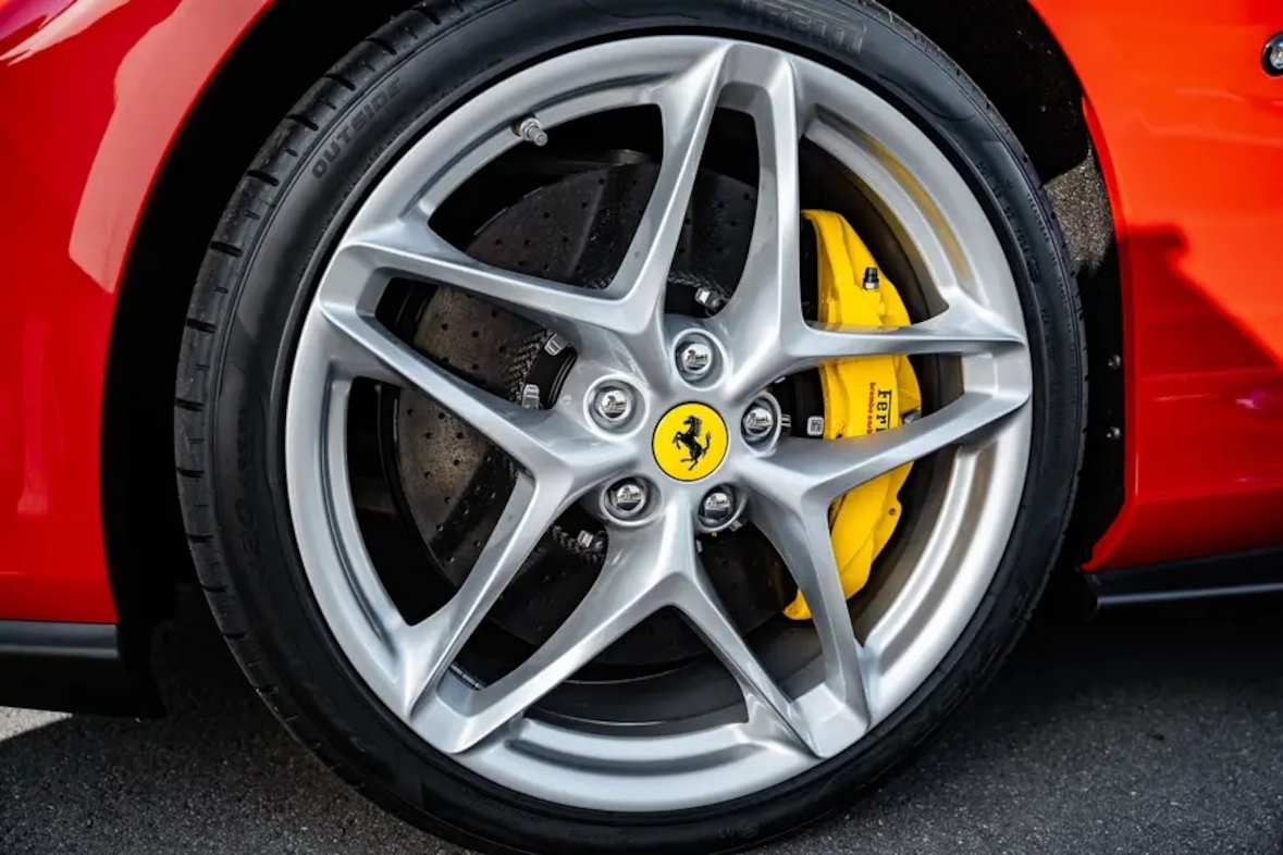 Ferrari Roma mieten
