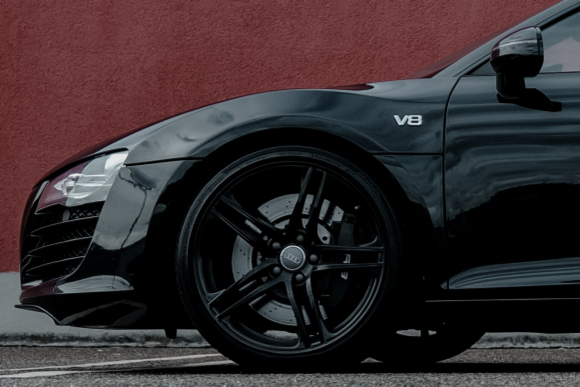 Audi R8 V8