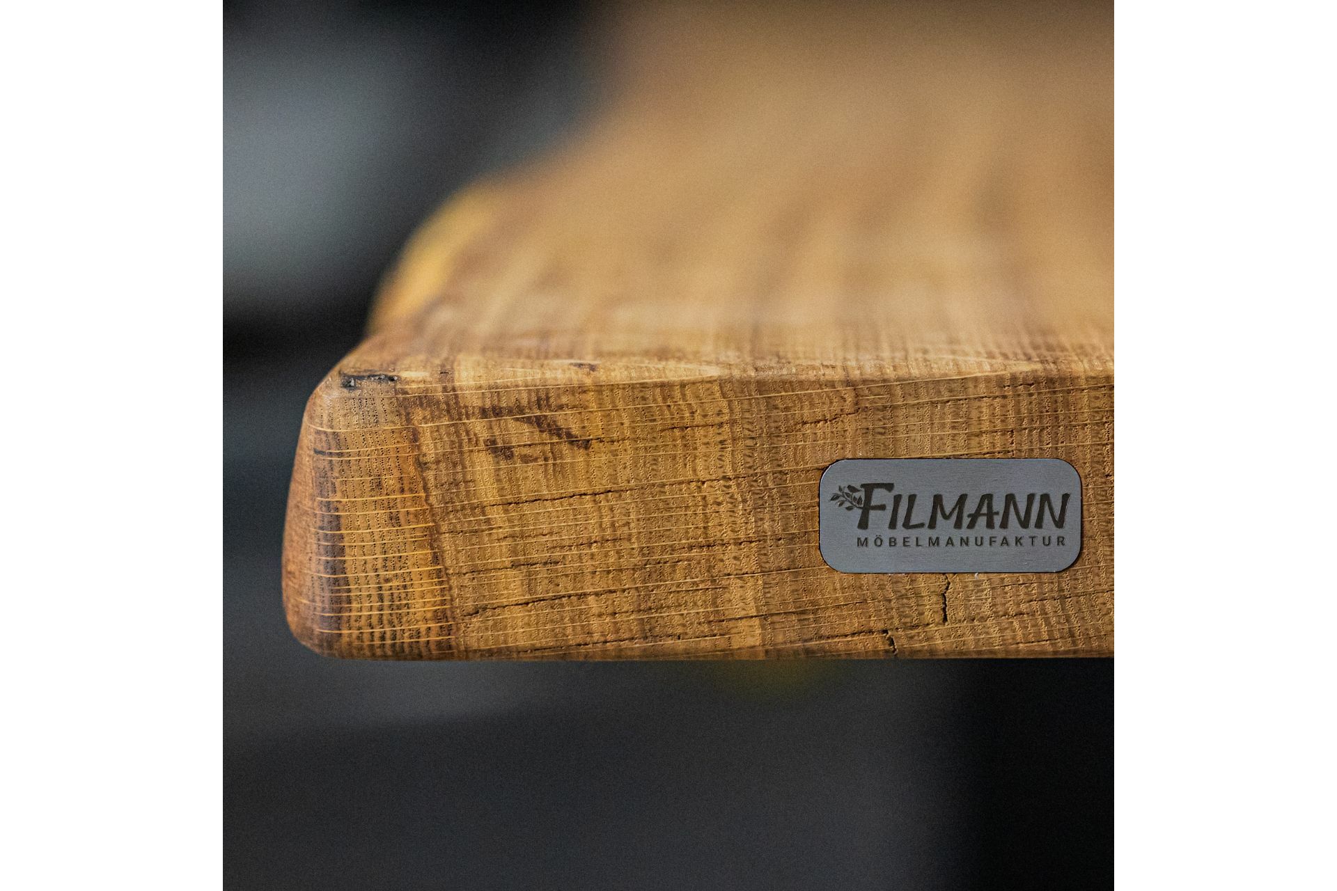 Massiver Holztisch Eiche - Esstisch aus einem Stück