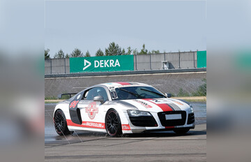 Renntaxi Audi R8