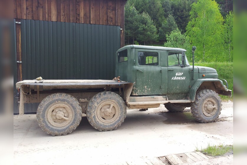 Mitfahren im LKW | Militär-Truck ZIL 6x6