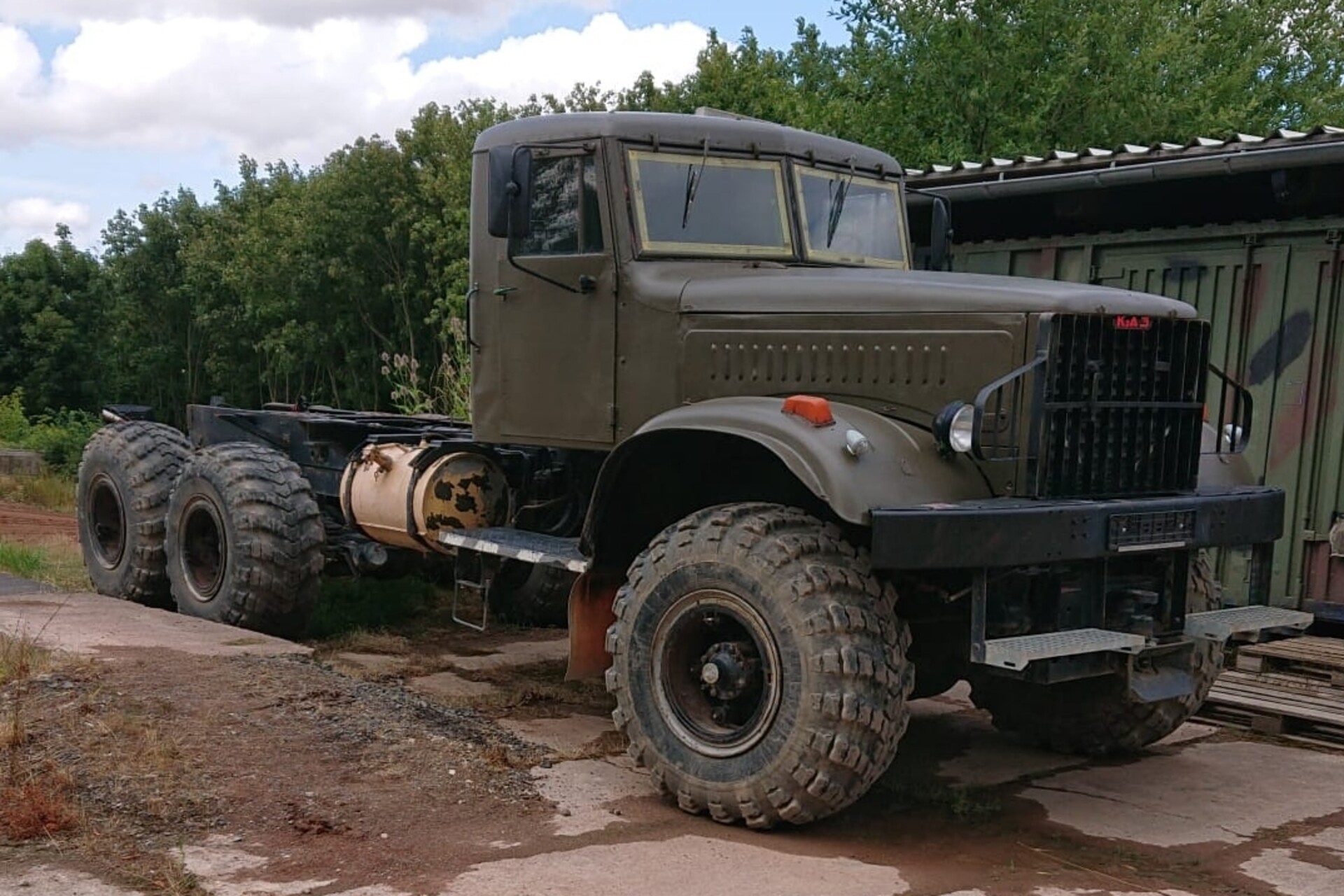 Mitfahren im LKW | Militär-Truck KrAZ-255