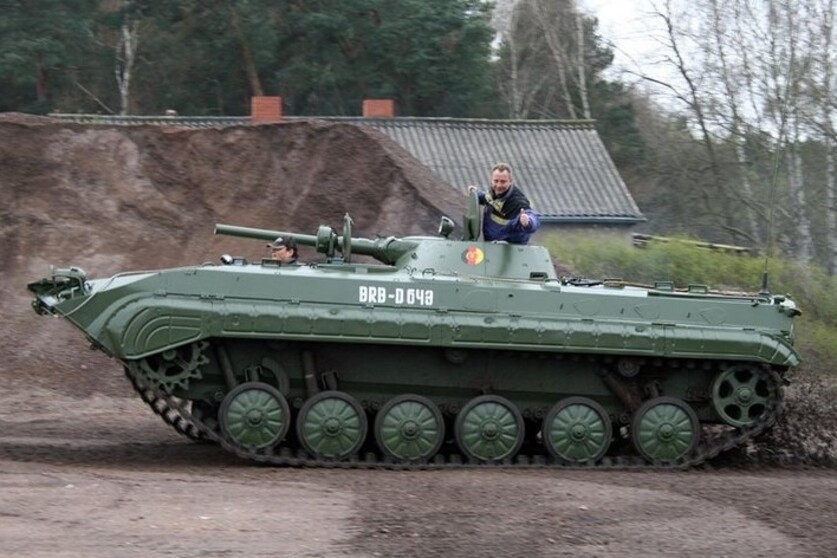 Panzer fahren Schützenpanzer BMP