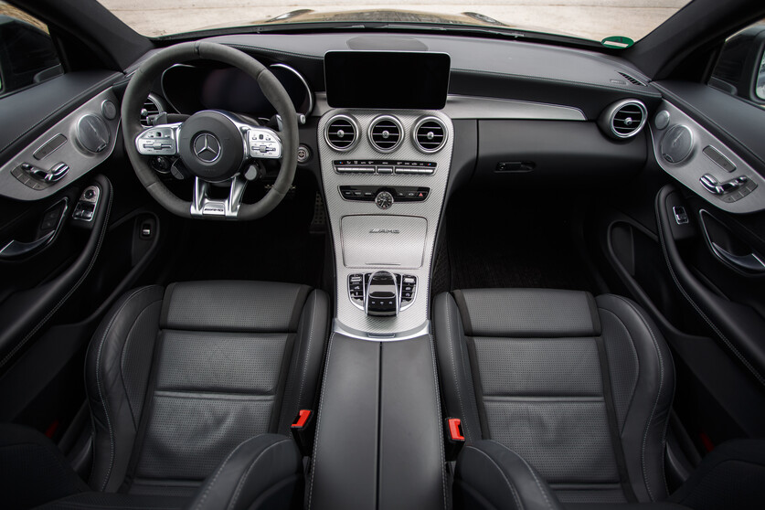 Mercedes C63 AMG mieten