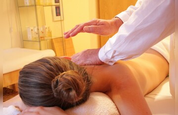 Klassische Massage & Heupackung