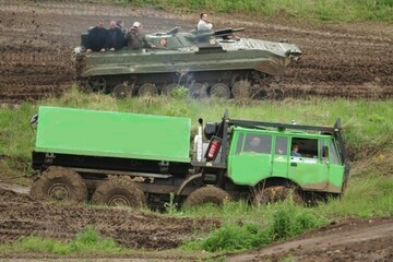 Kombi-Paket (BMP + TATRA 813)