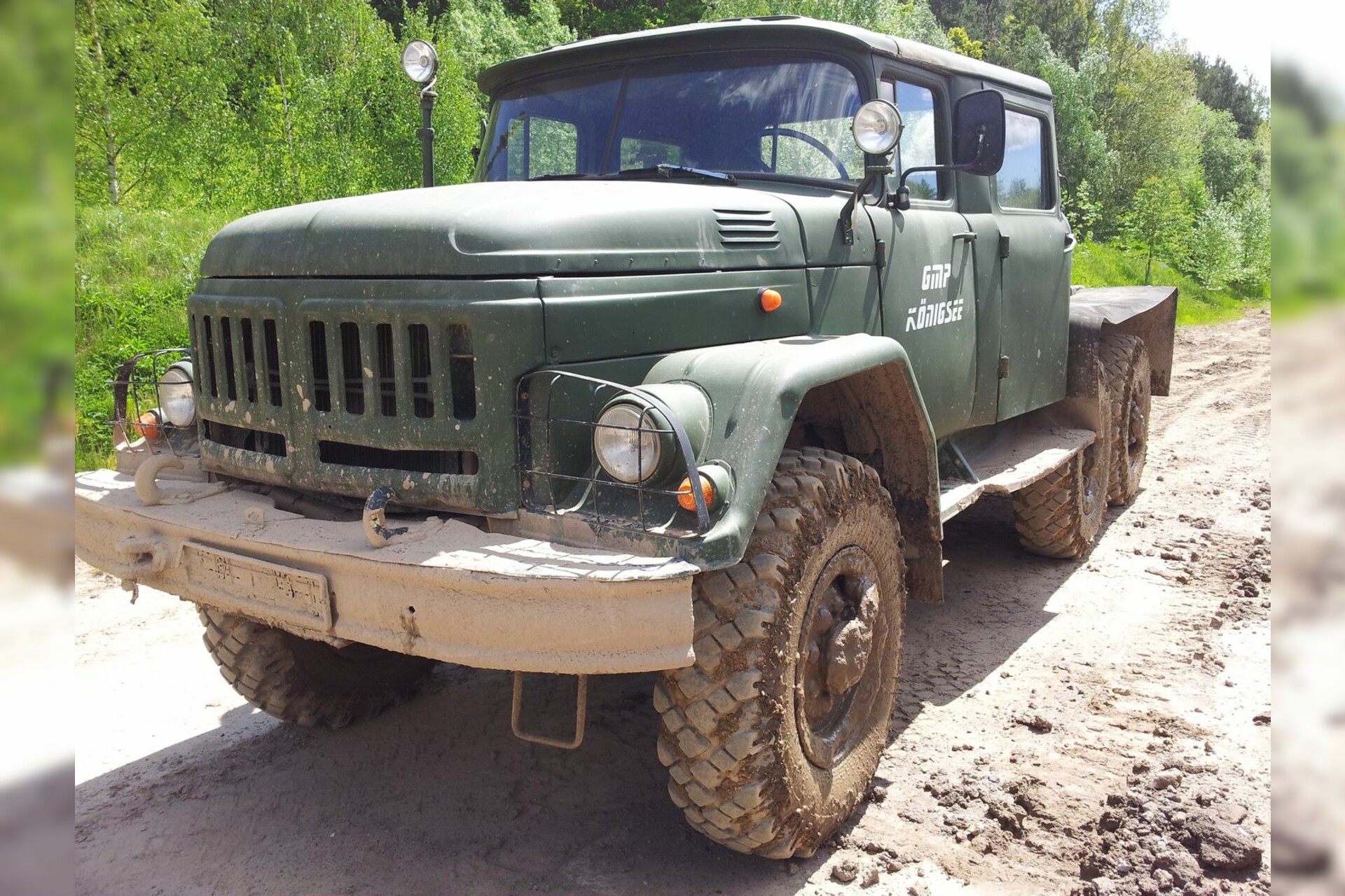 LKW | Militär-Truck ZIL 6x6 fahren