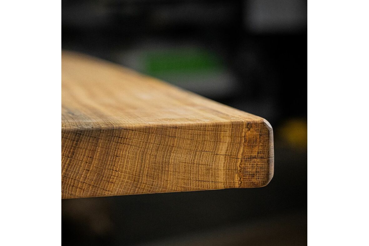 Massiver Holztisch Eiche - Esstisch aus einem Stück