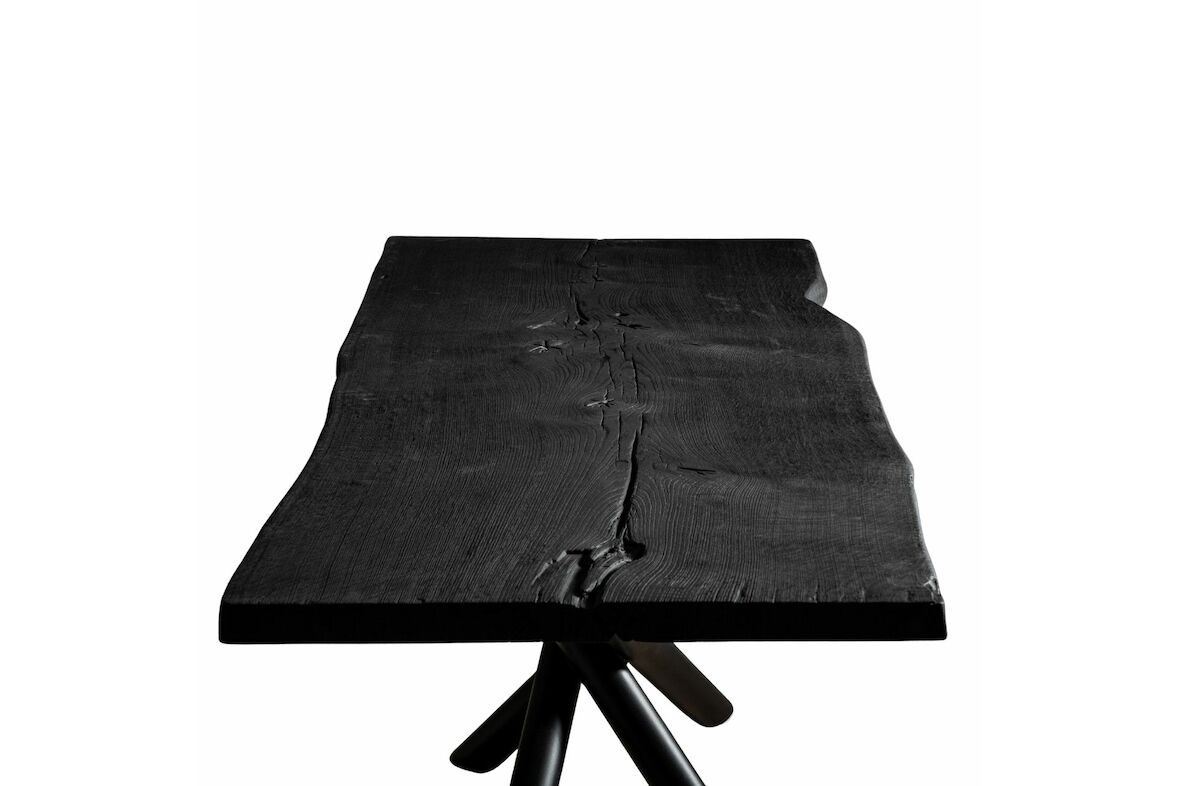 Massiver Holztisch geköhlt aus einem Stück - Eiche