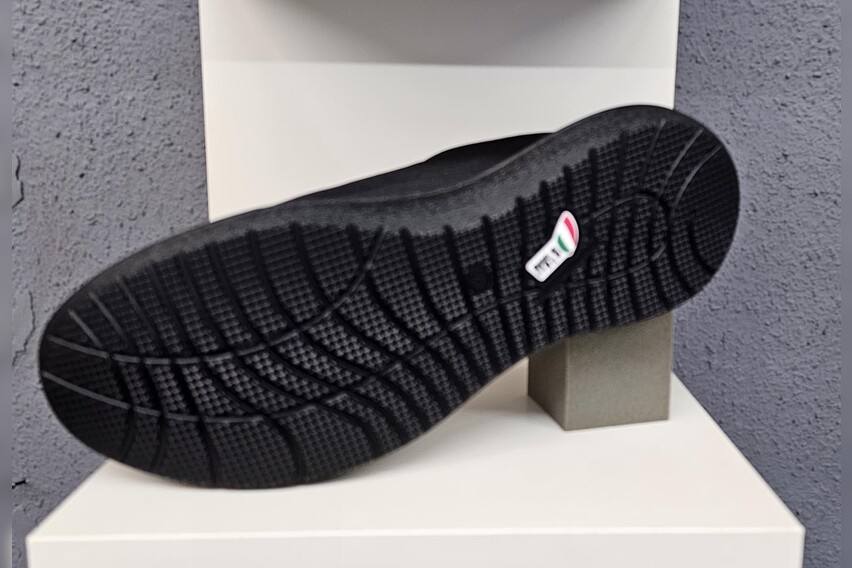 Rüti Black