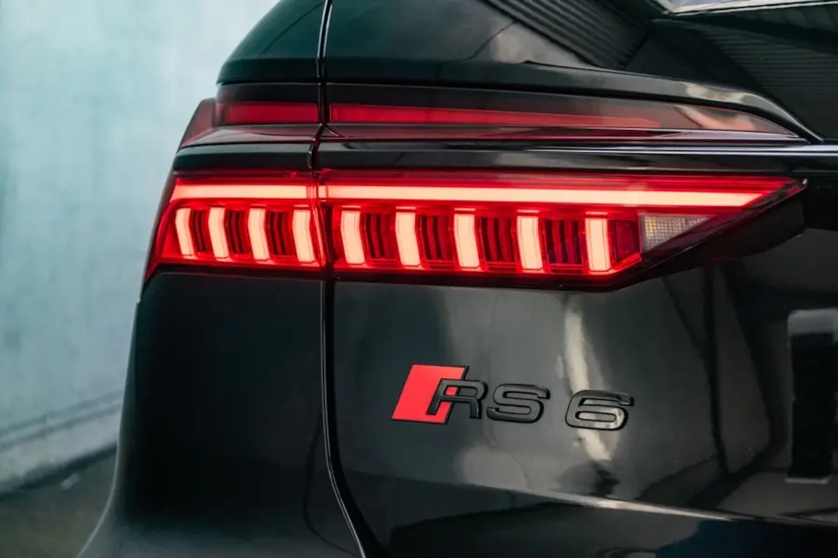 Audi RS6 Avant mieten