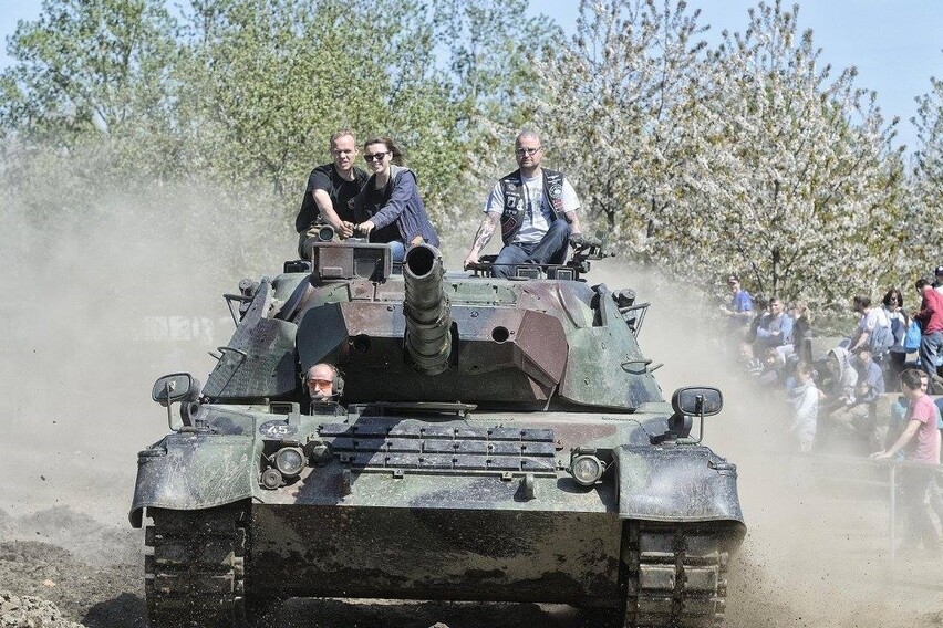Panzer fahren Leopard 1 inkl. Car-Crashing