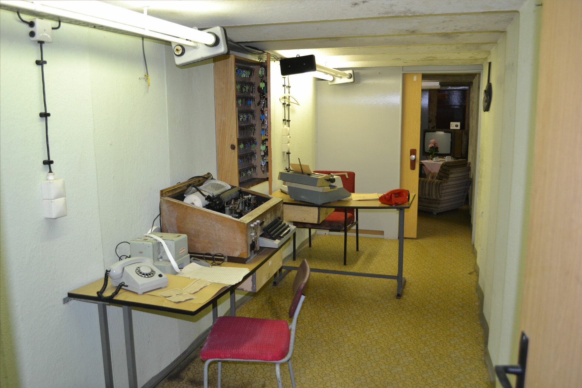 Übernachten im Stasi Bunker