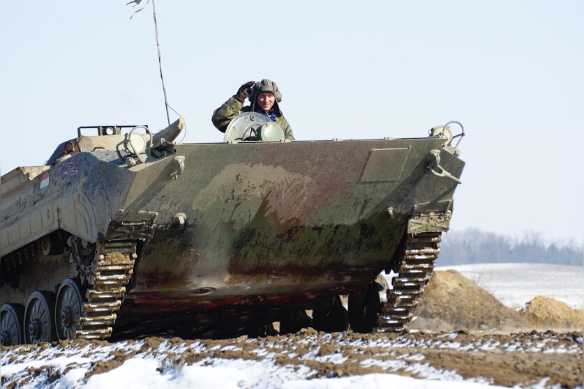 Panzer fahren Schützenpanzer BMP