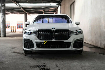 BMW 750i M mieten