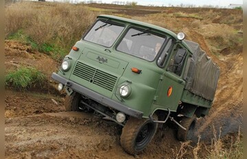 Mitfahren im LKW | Militär-Truck Robur LO