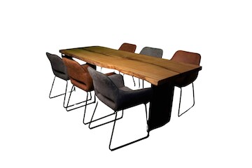 Massiver Holztisch aus einem Stück - Eiche