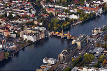 Rundflug über Berlin und Potsdam