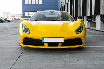 Ferrari 488 Spider fahren
