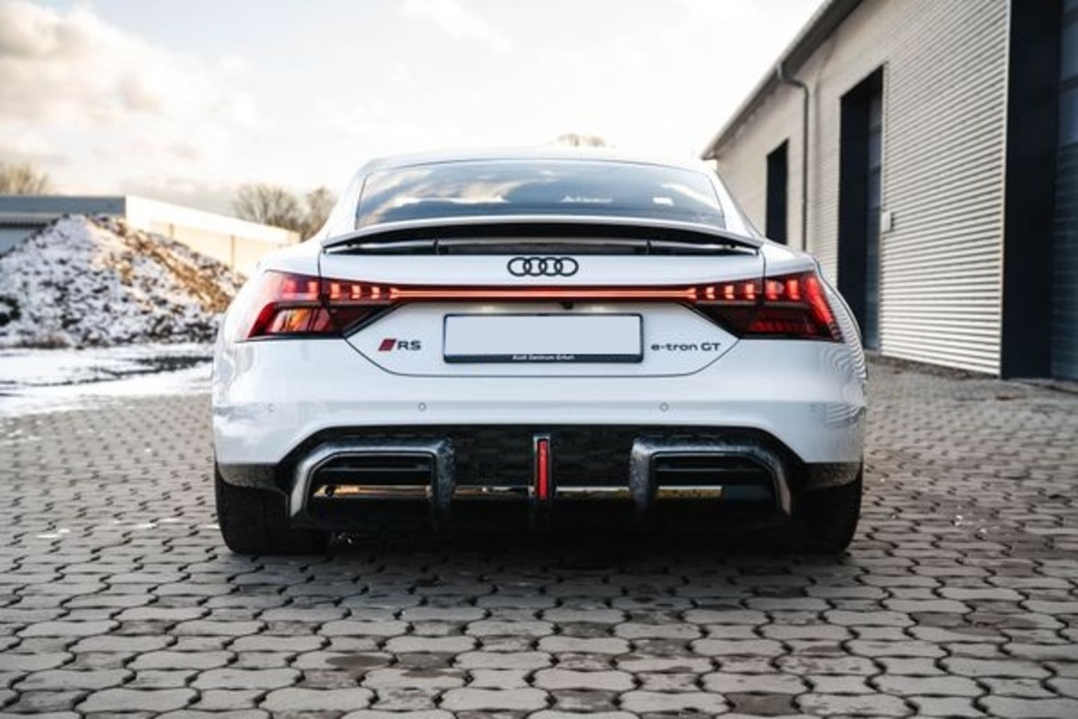 Audi RS e-tron GT performance mieten