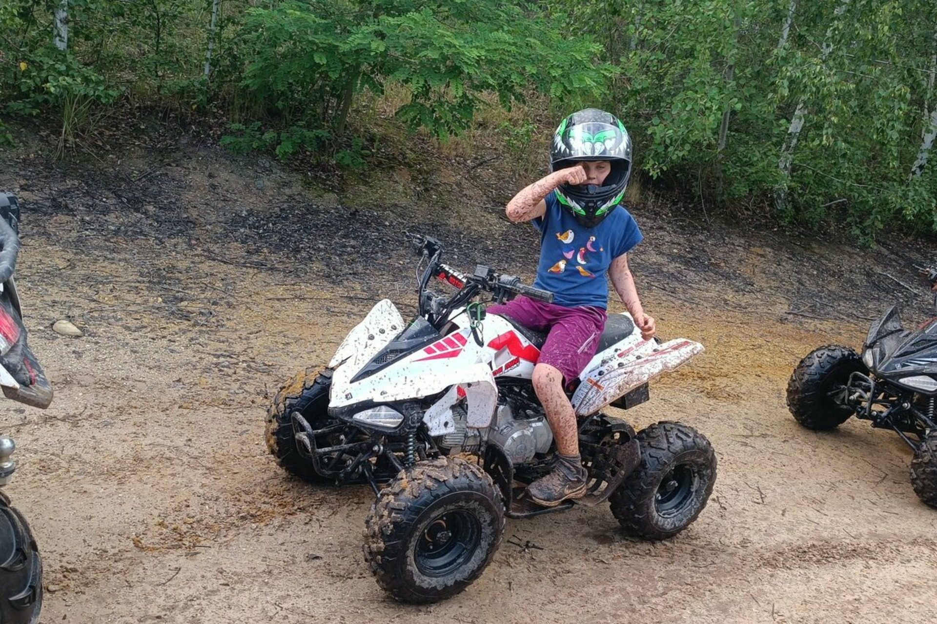Quad fahren: Parcour für Kinder am Hainer See