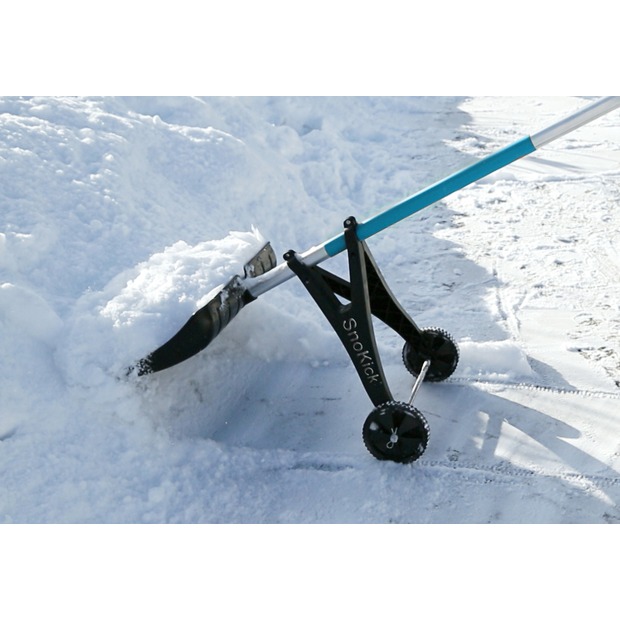 SnoKick® - Schneeschieber mit Rollen