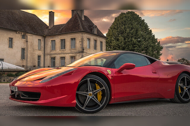 Ferrari 458, Sportwagen mieten, Rennwagen, Foto basenio.de