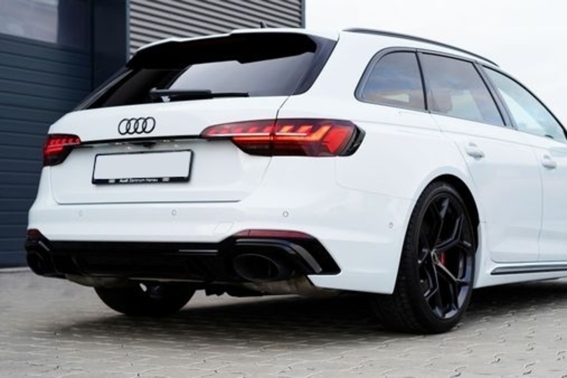 Audi RS4 Competition plus