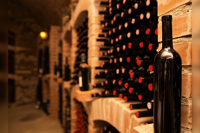 Wein, Weinflaschen, Alkohol, Weinkeller, Flasche