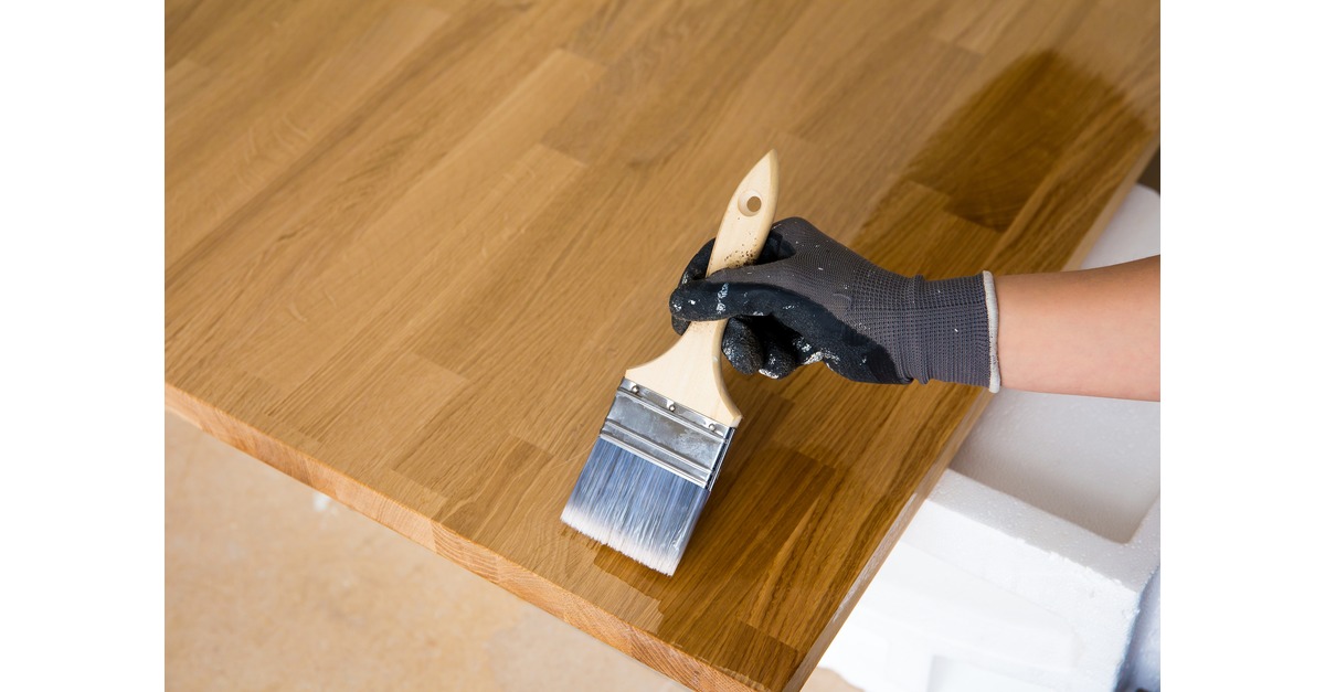 Holztisch Pflege ☀️ Anleitung » reinigen & ölen mit Hausmitteln