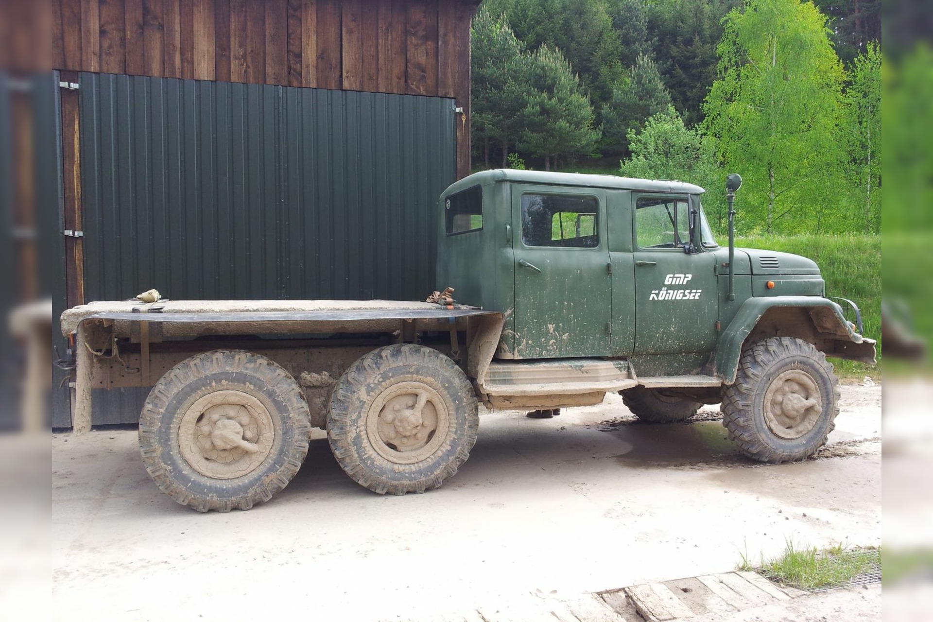 Mitfahren im LKW | Militär-Truck ZIL 6x6
