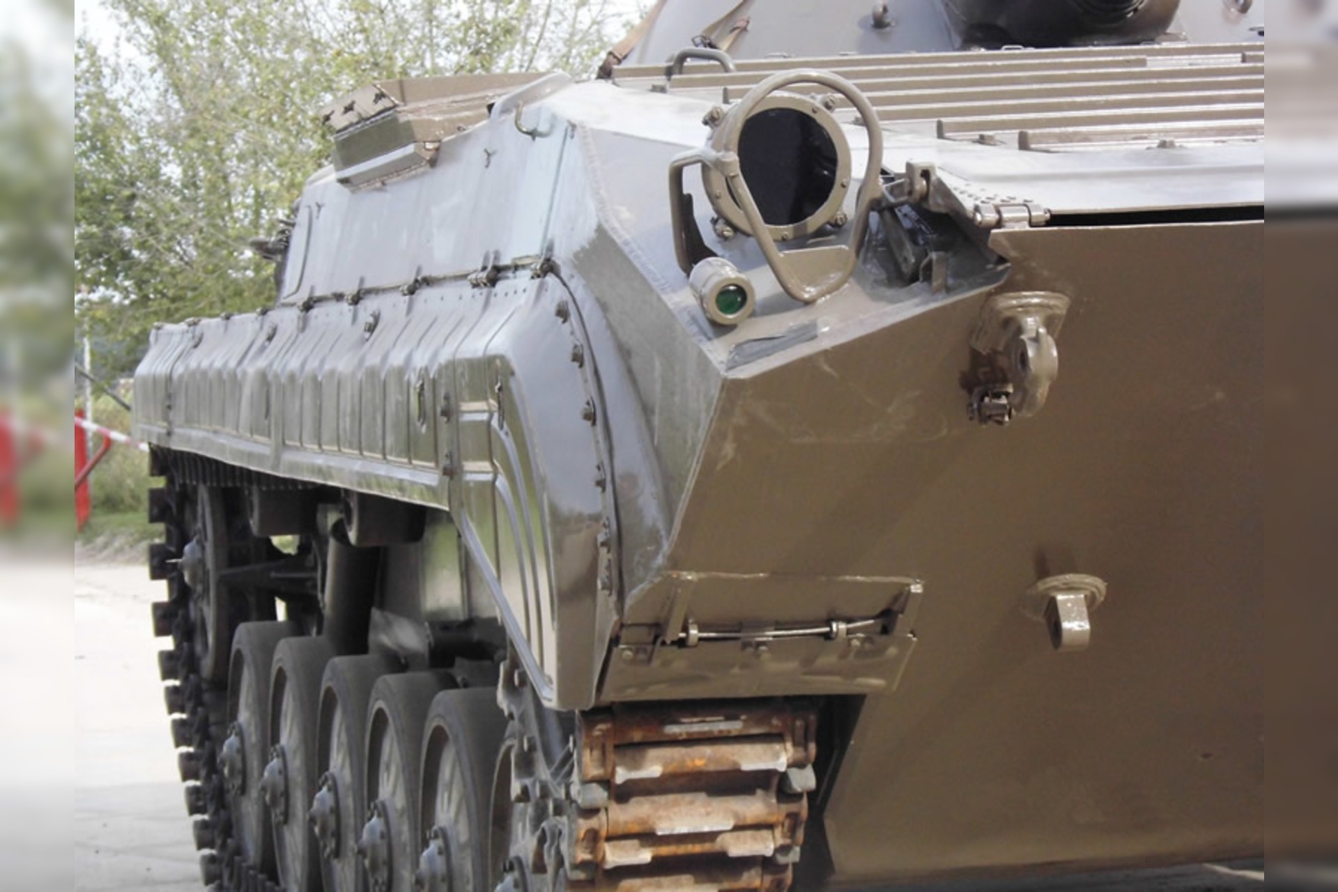 Speedfahrt im Schützenpanzer BMP