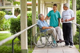 Checkliste Pflegeheim: Hilfe f&uuml;r die Bewertung vor Umzug/Einzug in ein Altenheim/Seniorenheim
