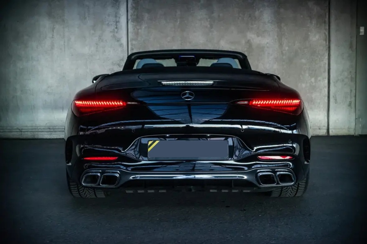 Mercedes AMG SL63 Roadster mieten