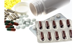 Nahrungsergänzungsmittel für Senioren: Welche Vitamine & Mineralstoffe helfen älteren Menschen?