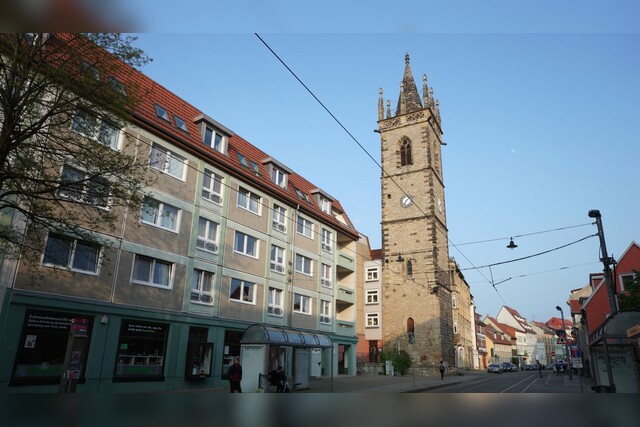 Johannesturm, Johannesstraße, gotische Rundbogenfenster