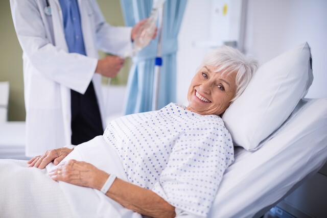 Zusatzversicherung Krankenhaus für Rentner | Ohne Gesundheitsfragen | bei bestehender Krankheit | ohne Wartezeit