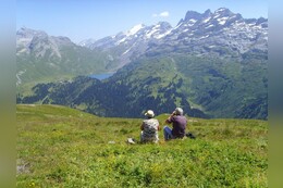 Zugspitze wandern & besteigen in 2 Tagen: Diese Tour durchs Reintal auf schönen Wanderwegen ist auch für Anfänger geeignet
