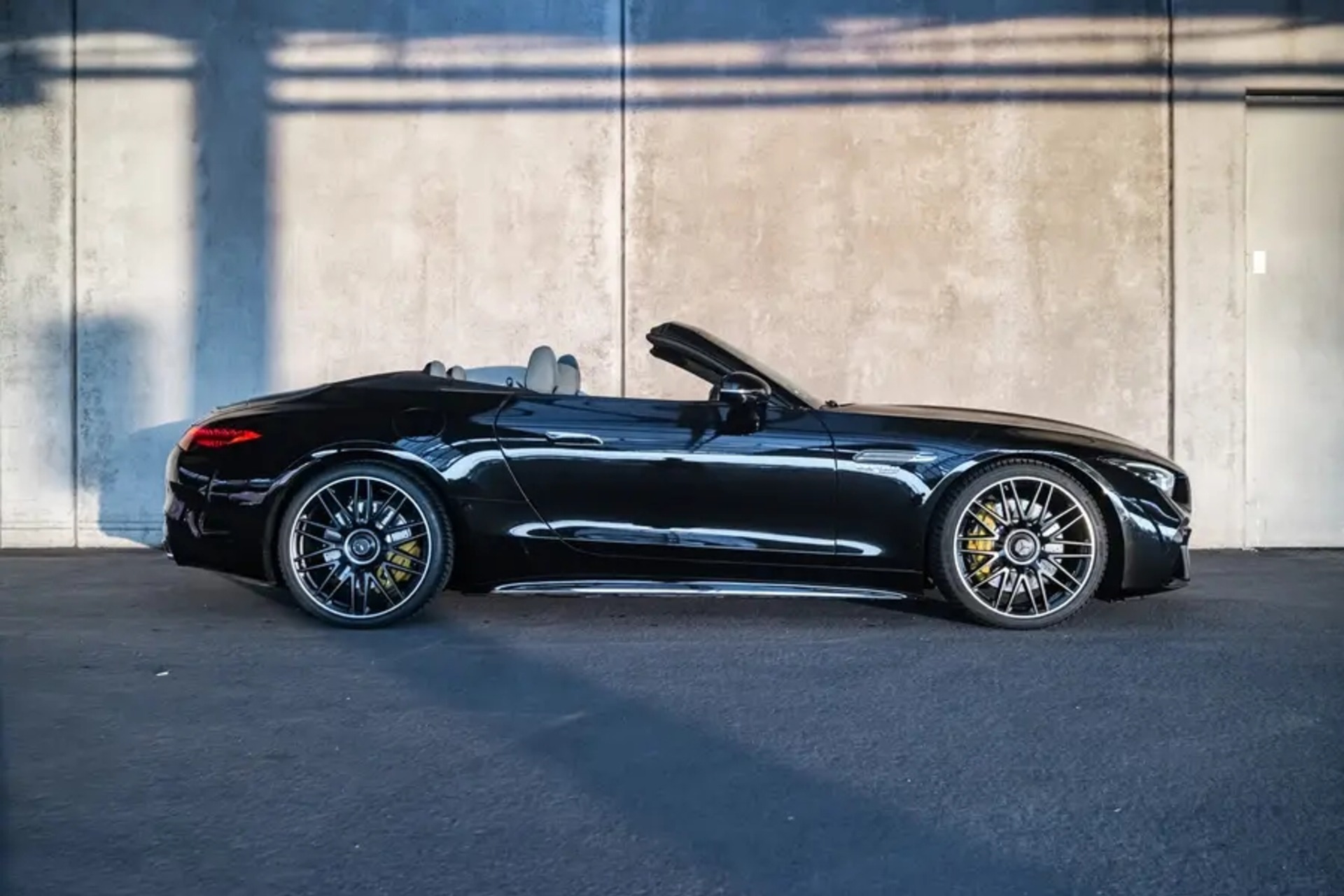 Mercedes AMG SL63 Roadster mieten