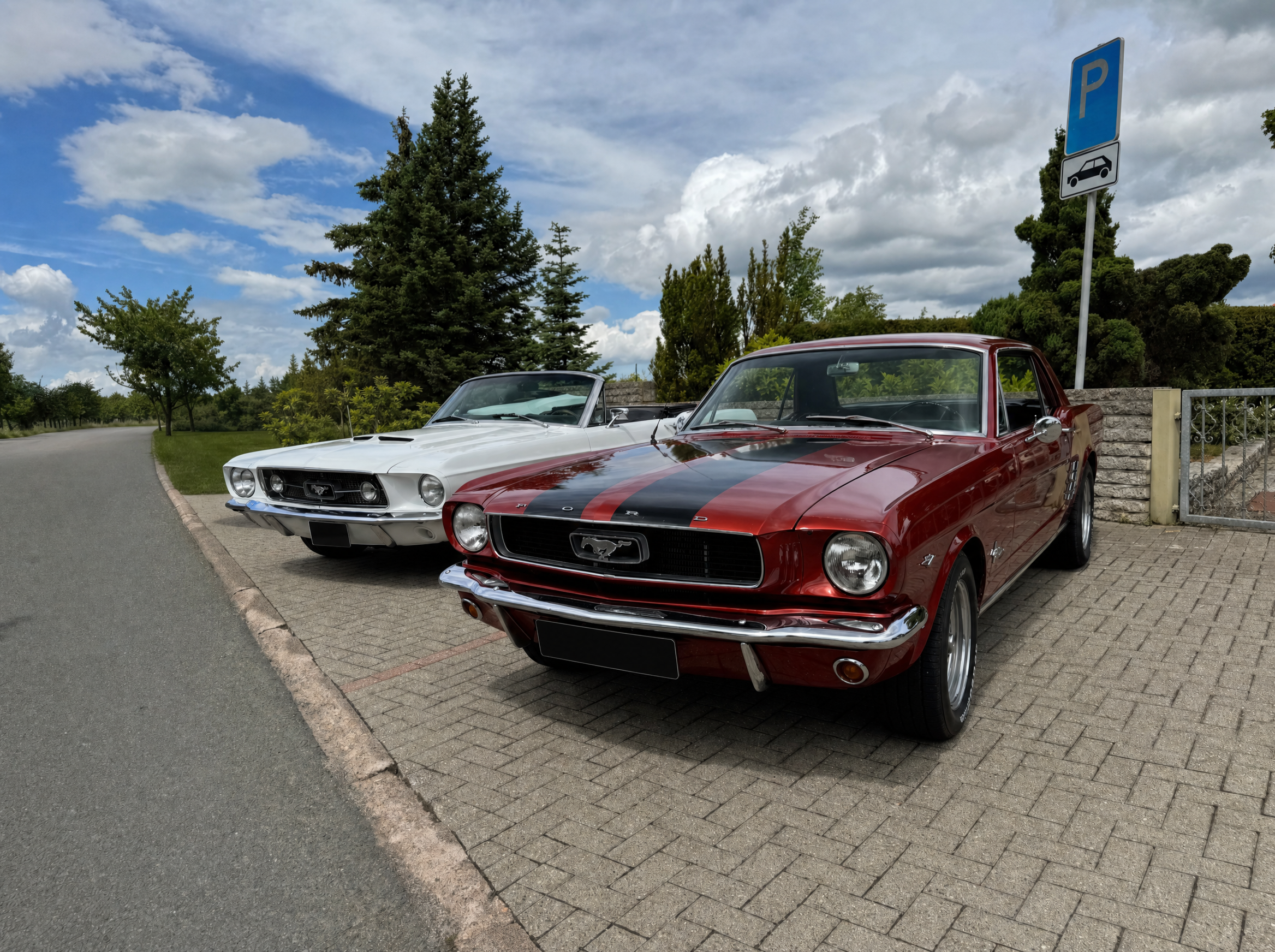 Ford Mustang Oldtimer mieten, Mustang Cabrio Oldtimer selber fahren, Hochzeitsauto Gutschein