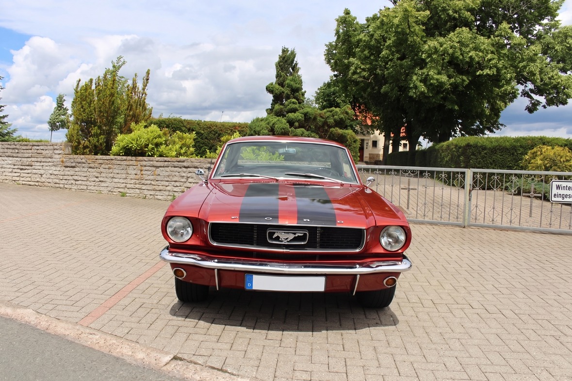 Ford Mustang Oldtimer mieten
