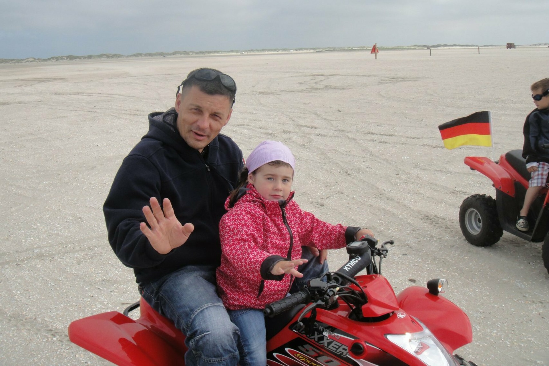 Quad fahren: Parcour für Kinder am Hainer See