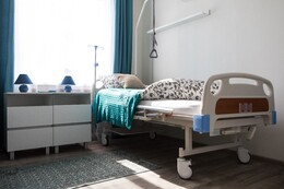 Pflegebett beantragen: Tipps zum Zuschuss und zur Kostenübernahme durch Krankenkasse & Pflegekasse