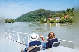 Seniorenkreuzfahrt: Informationen & Angebote zu betreuten Schiffsreisen