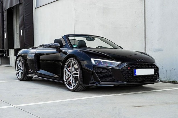 Audi R8 Spyder, Sportwagen, Frankfurt am Main, Erlebnisgeschenk, Foto basenio.de