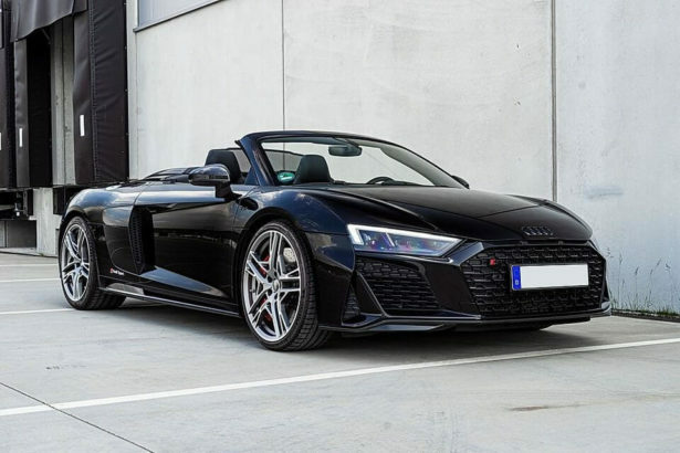 Audi R8 Spyder, Sportwagen, Frankfurt am Main, Erlebnisgeschenk, Foto basenio.de